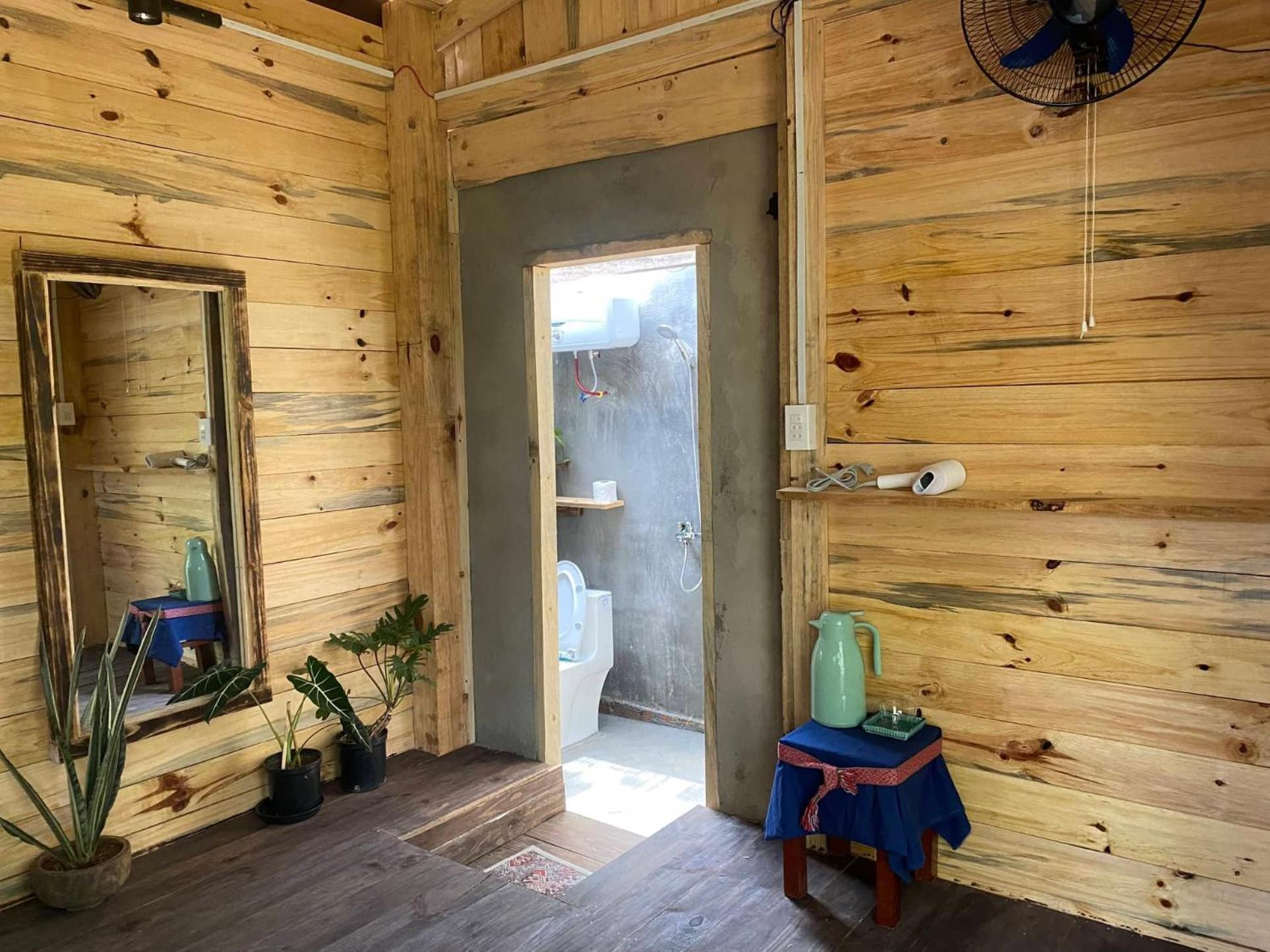 La Maison Homestay Mang Den Kon Tum Esterno foto